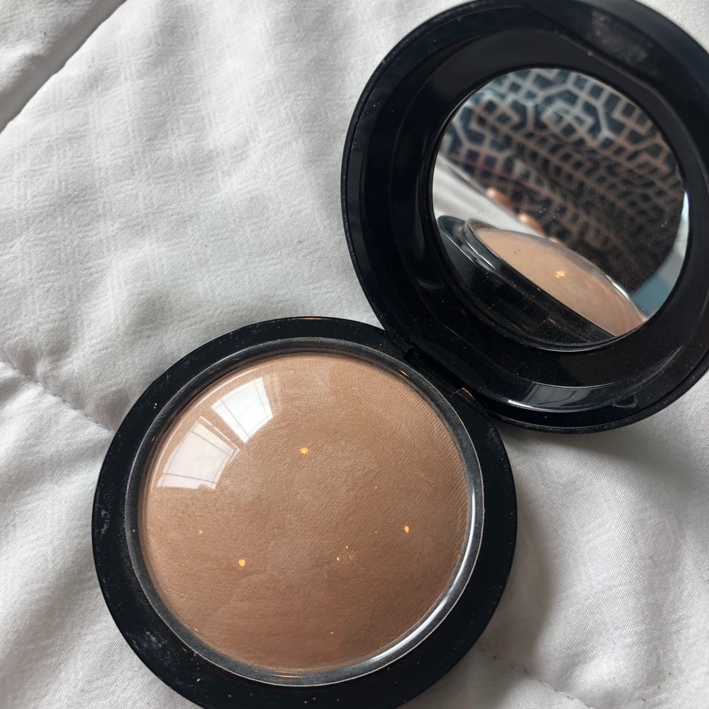 Mac Mineralized Skin Finish